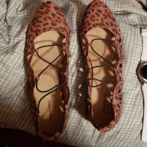 Maurices leopard flats